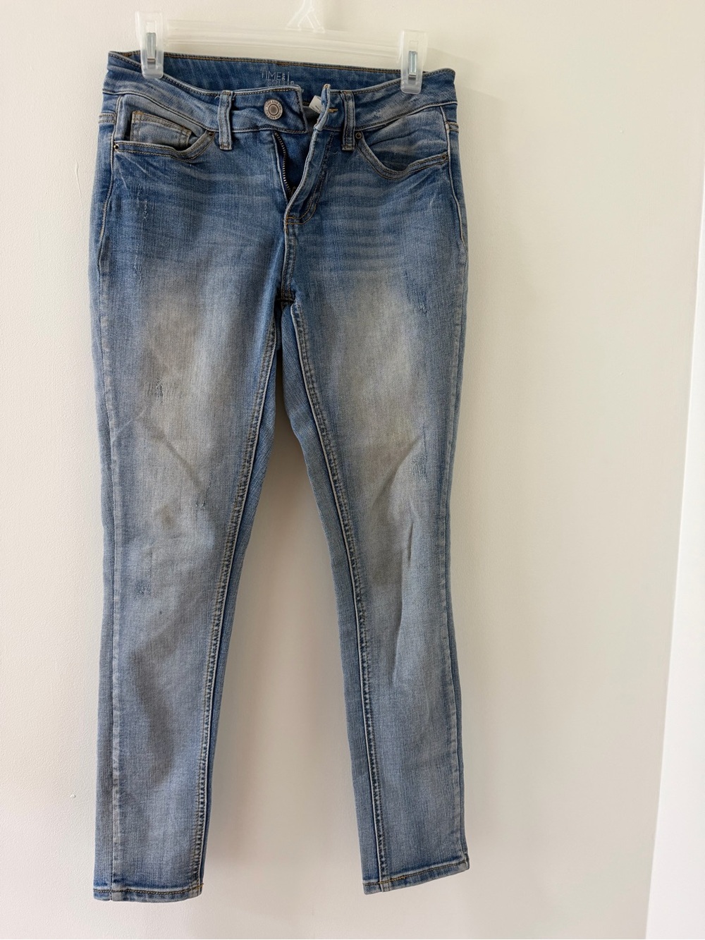 Time and Tru Skinny Jeans Women 6 Blue Like New Faded Light Wash Whiskered